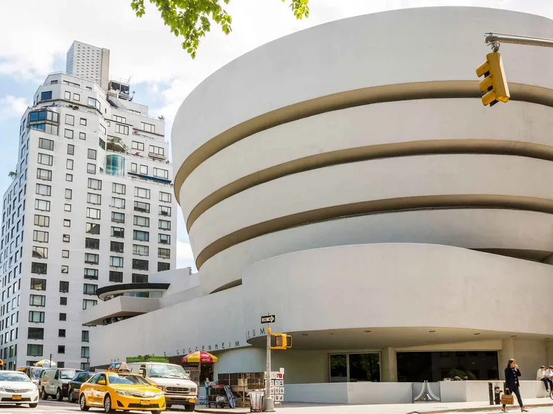 Guggenheim Museum Tickets: Price, Hours & How to Visit
